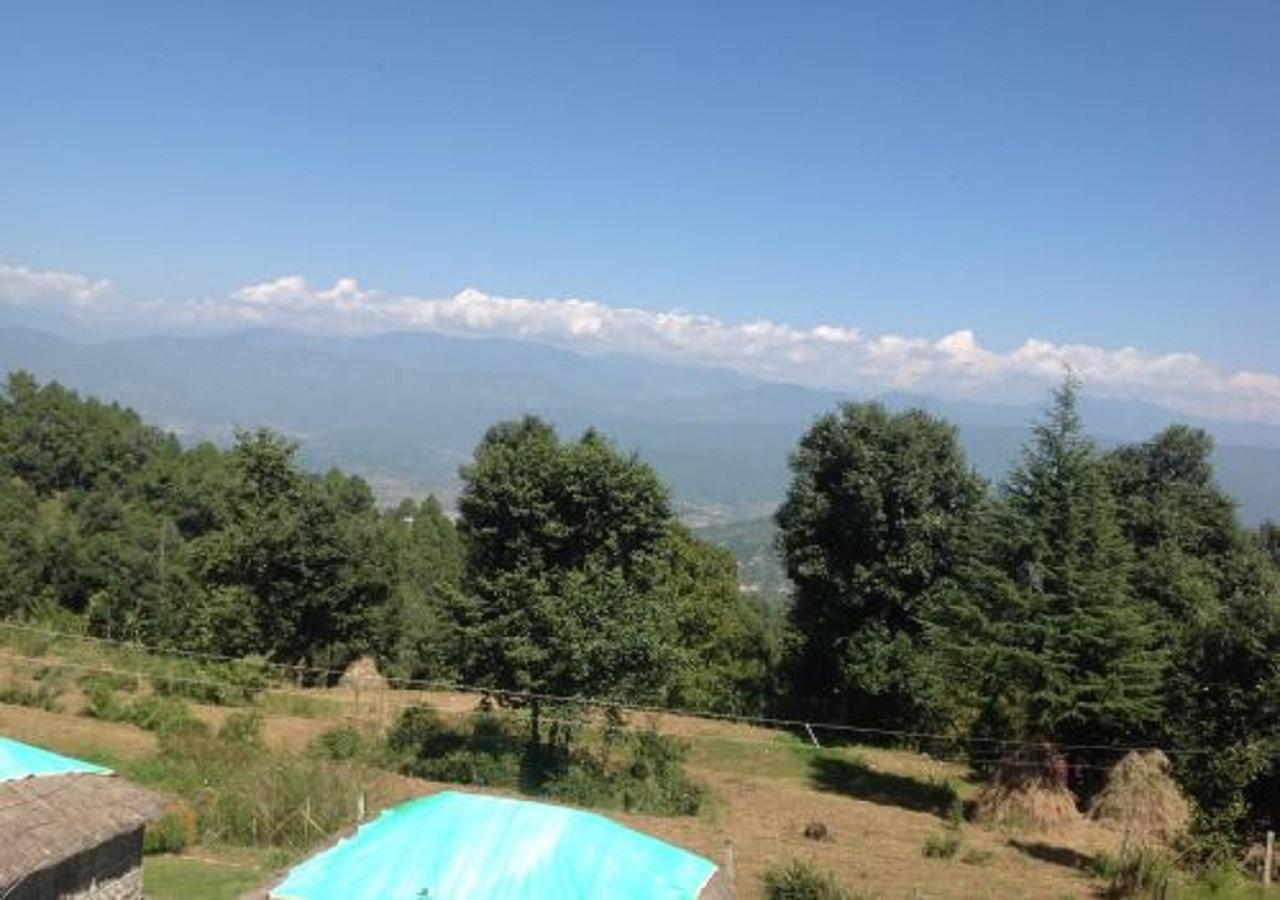 Uttarakhand Resort Kausani Bagian luar foto