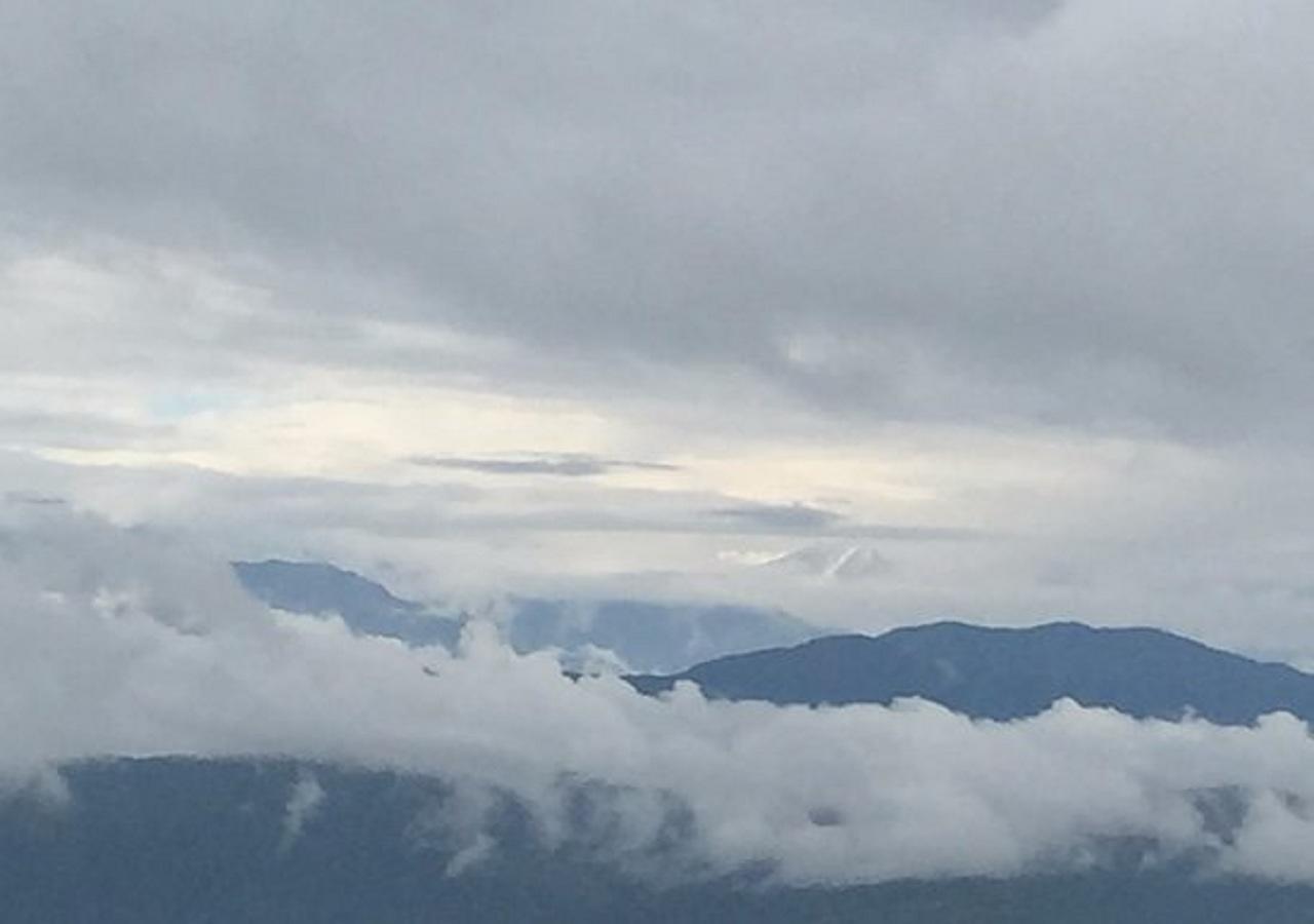 Uttarakhand Resort Kausani Bagian luar foto